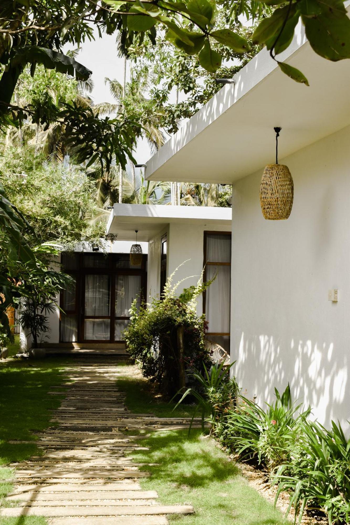 The Nuga House Hotel Ахангама Екстериор снимка
